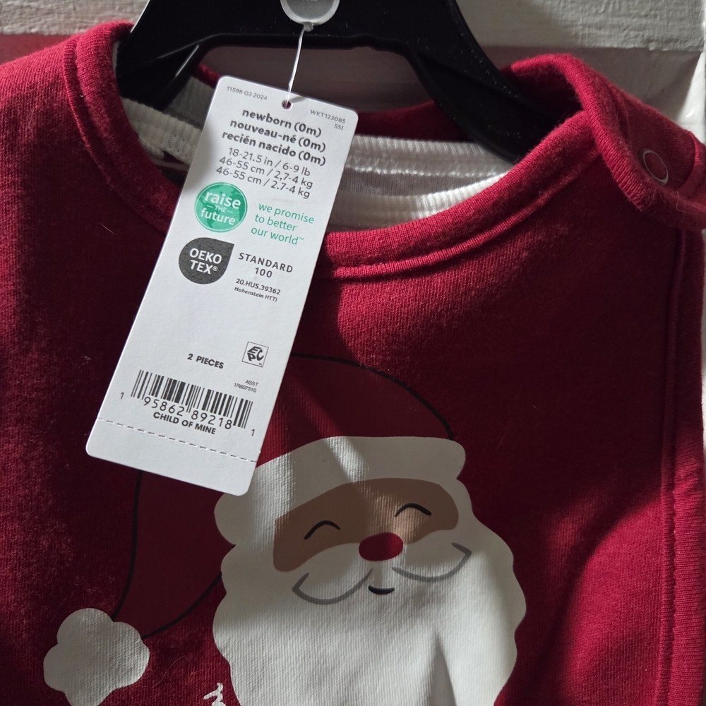 NWT Carter's Red and White Baby Bib First Christmas And Newborn Matching Onesie - Picture 3 of 6